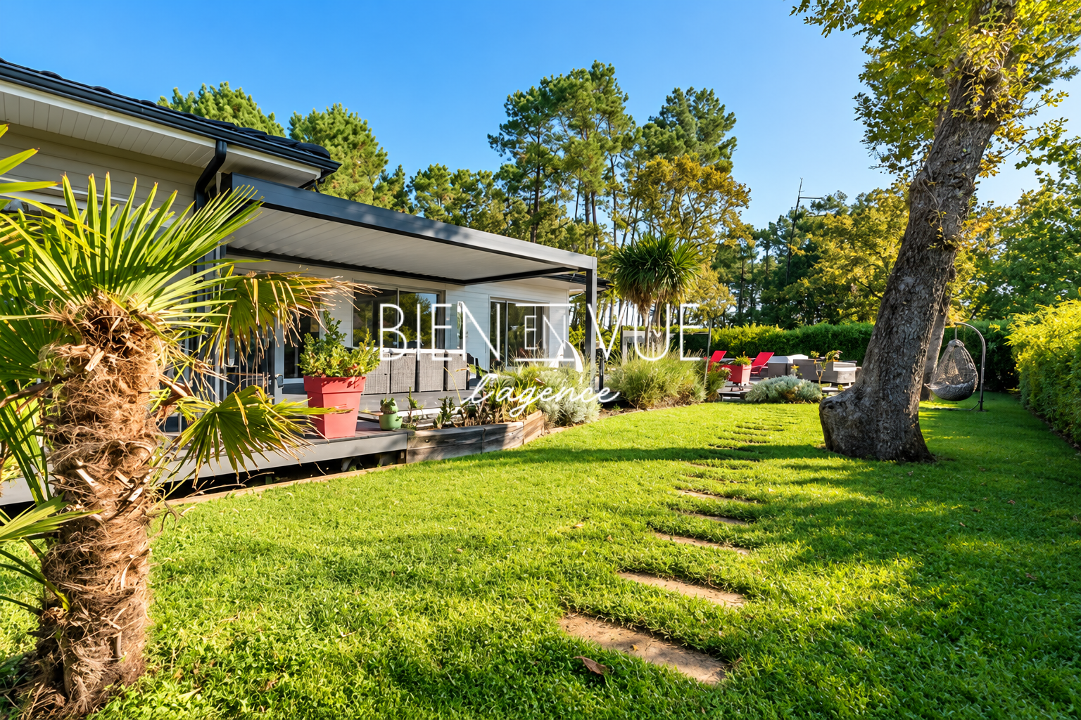 Maison à vendre à Ares, 167 m², 5 pièces – photo 1 sur 5