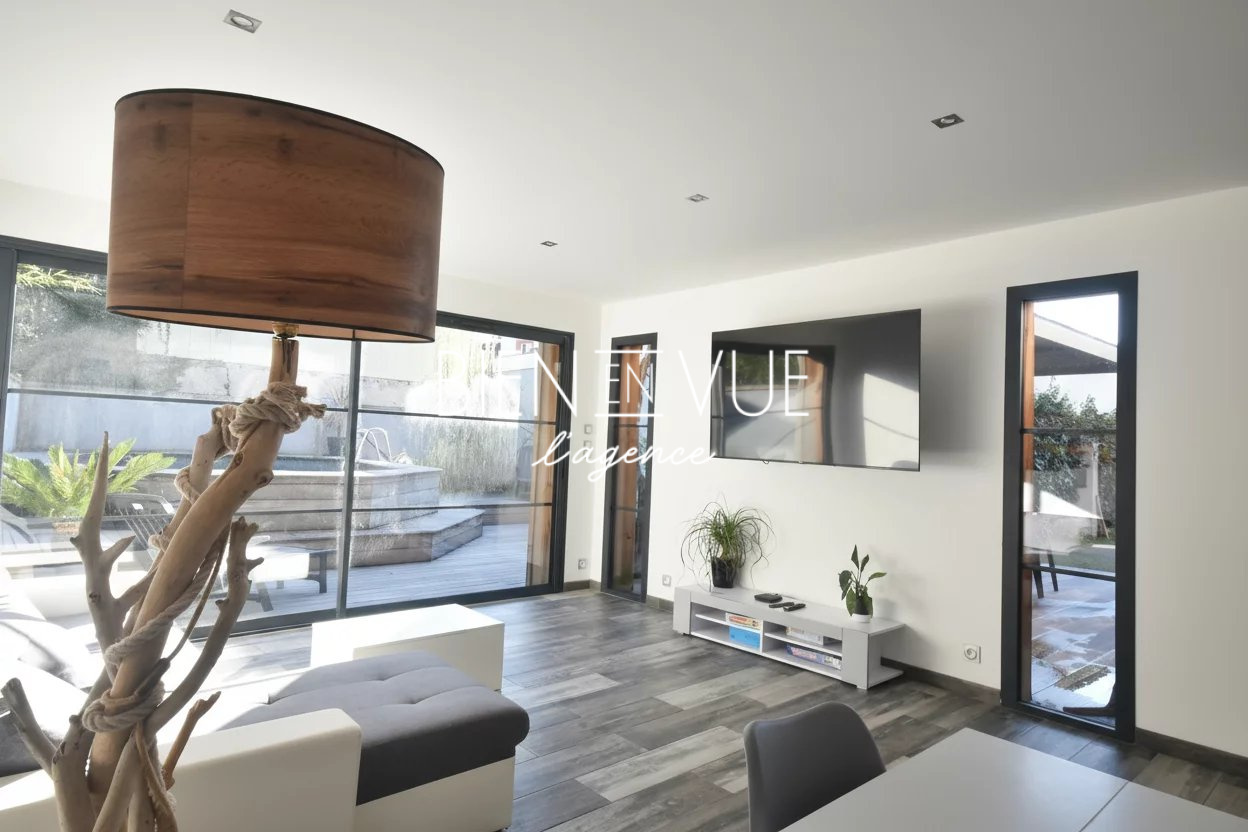 Maison à vendre à Ares, 148,25 m², 6 pièces – photo 3 sur 5