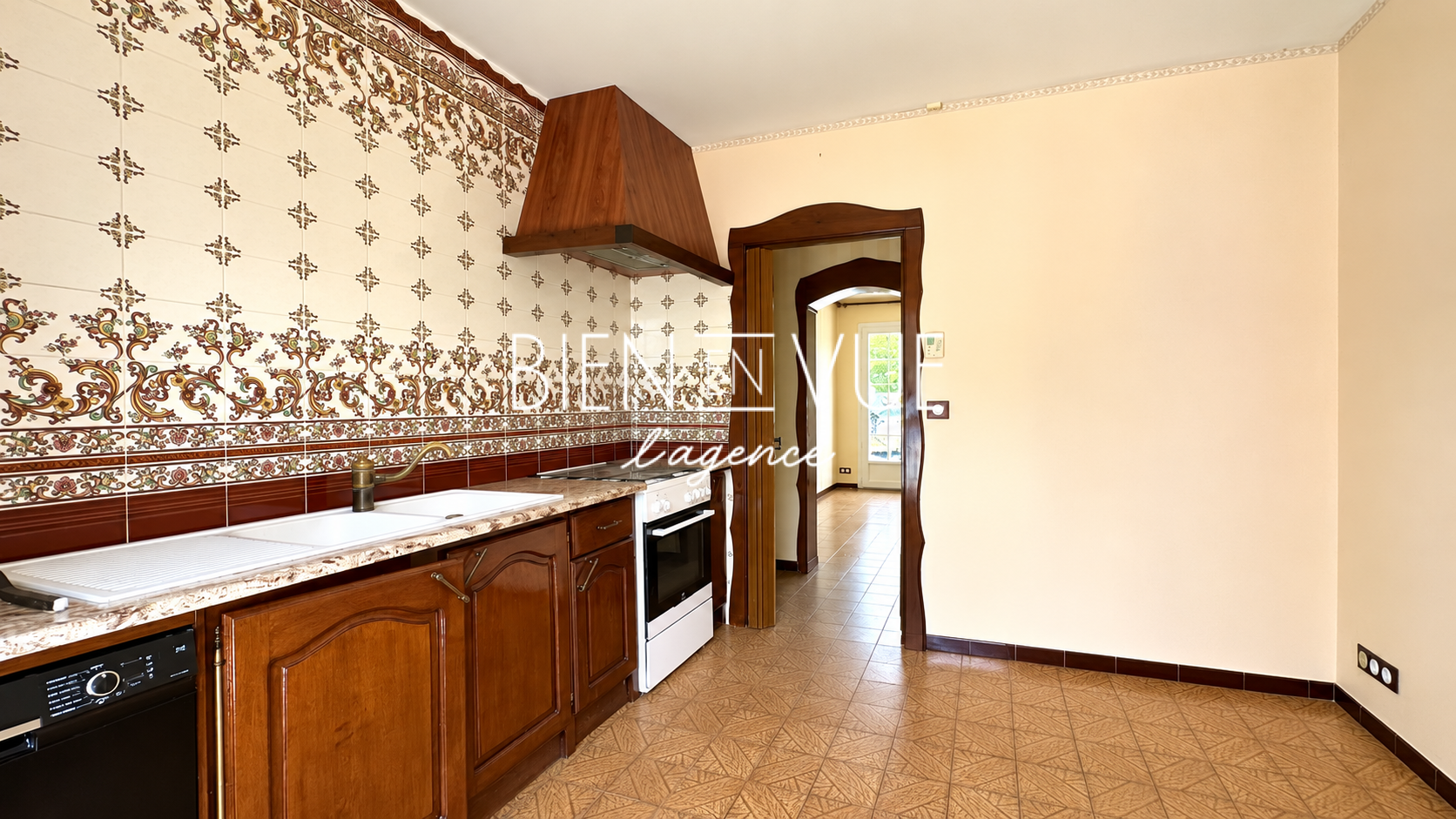 Maison à vendre à Andernos les bains, 120 m², 5 pièces – photo 1 sur 3